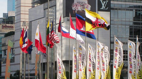 Thách thức quản lí thương mại điện tử ASEAN