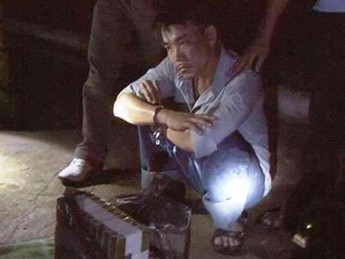 Bắt vụ vận chuyển 40 bánh heroin vào Nam tiêu thụ
