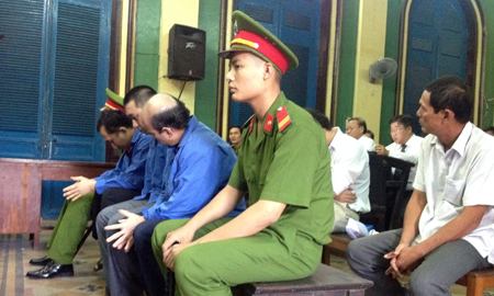 Giả đại tá quân đội, lừa hàng chục tỷ đồng