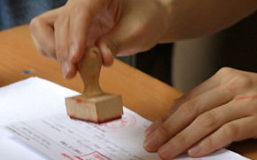 Cho doanh nghiệp tự quyết về con dấu