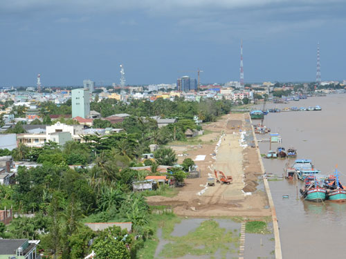 Dân 'kêu cứu' vì dự án xây kè sông Tiền