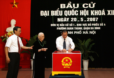 Cấm lạm dụng báo chí trong vận động bầu cử