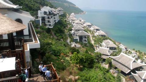 Việt Nam chưa giàu nhưng... đã sang