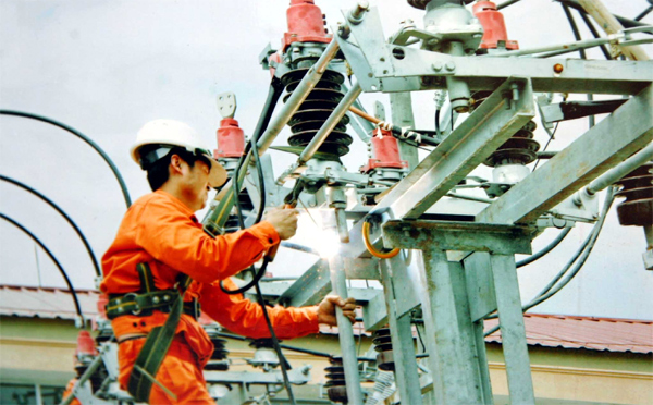 Khắp nơi giảm giá, điện lại tăng cao?