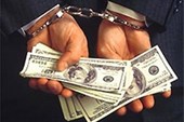 Bắt khẩn cấp kiểm sát viên 'cầm' 150 triệu đồng chạy án