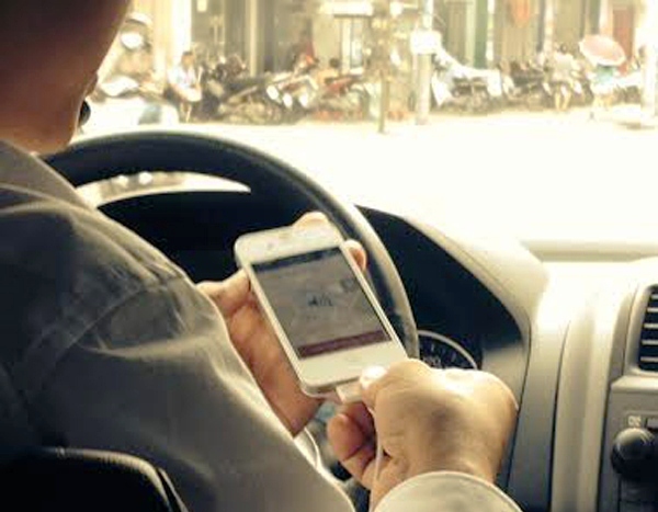 Thủ tướng chỉ đạo xem xét taxi Uber