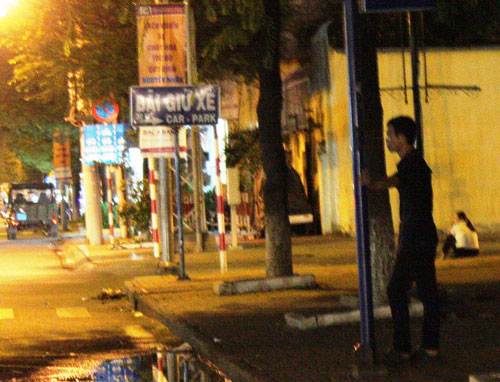 Mại dâm nam, “quả bom nổ chậm” đã được châm ngòi từ lâu?