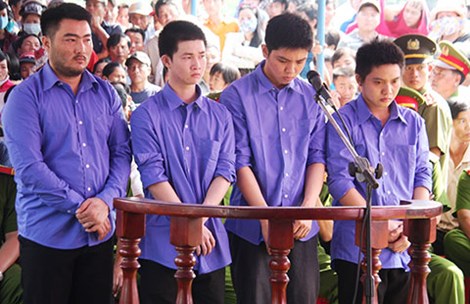 Tử hình kẻ trộm chó giết chết ba người