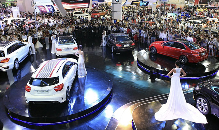 Thuế ô tô 200%: Đừng dại chơi xe trên 2.0L