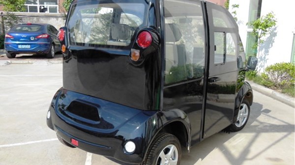 Ôtô điện 50 triệu không cần đăng ký tung hoành Sài Gòn