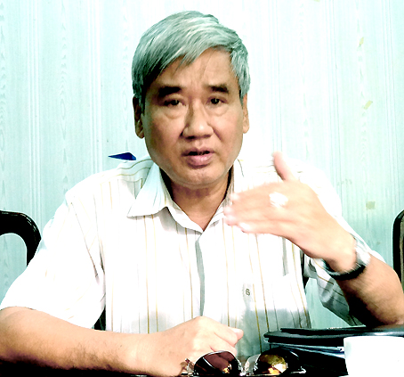 Cục trưởng Đường sắt chết tại phòng làm việc.