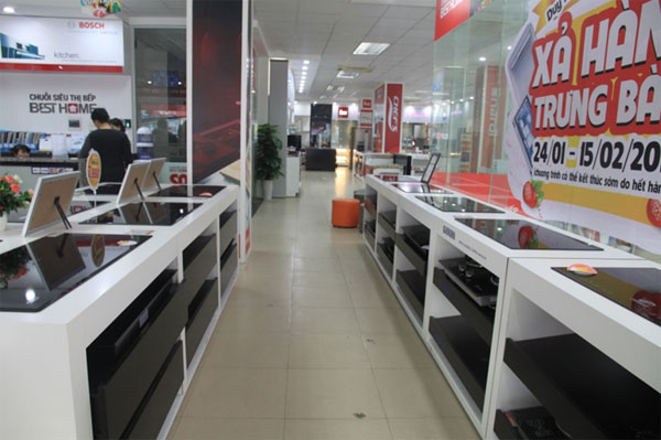 Hoa mắt trước 