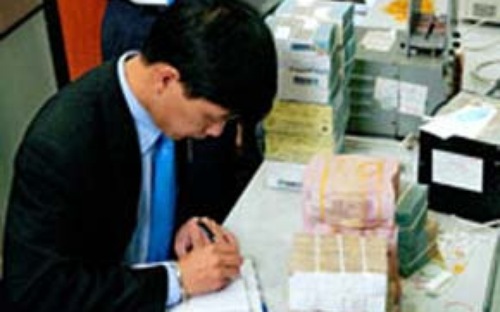 Lãi suất vay sản xuất kinh doanh chỉ còn 7-9%/năm kỳ hạn ngắn