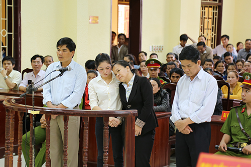 Gia đình trẻ sơ sinh bị tiêm nhầm thuốc mê tha thứ cho y tá