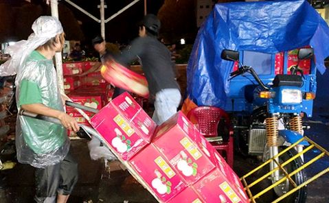 Việt Nam nhập siêu mạnh từ Trung Quốc