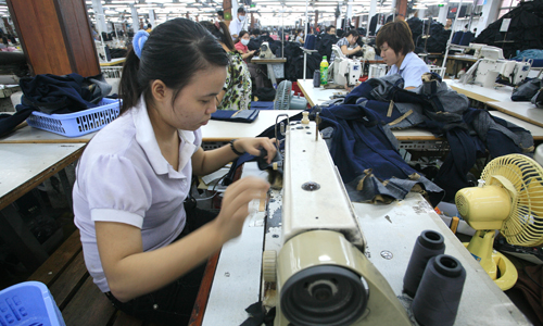Việt Nam lọt hàng tỷ USD nông sản, may mặc từ Trung Quốc