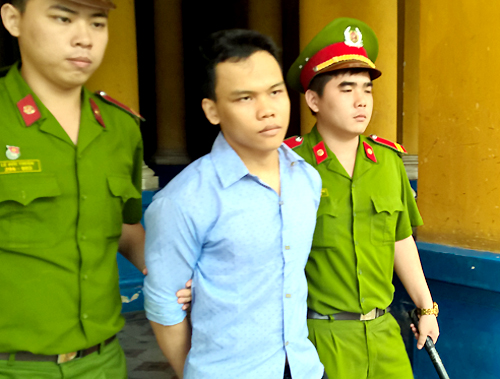 Nam sinh ném bạn xuống sông nhận án tử hình