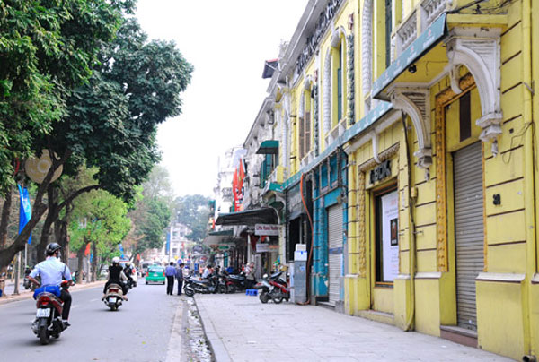 Hẩm hiu đất vàng Hồ Gươm ám ảnh đại gia kinh kỳ