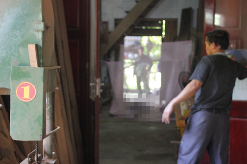 Không dấu vết người lạ trong căn nhà có thi thể hai vợ chồng