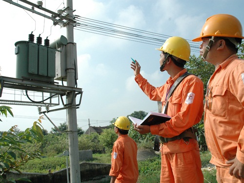 Bộ Công Thương: Xử lý kịp thời vấn đề nóng ngành điện