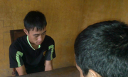 Thanh niên bị bắn trúng ngực khi giằng co với cảnh sát
