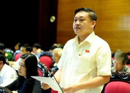 Ghế trống rất nhiều khi Quốc hội đang họp