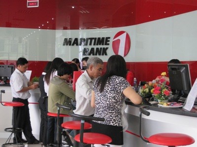 Ngân hàng hạ lãi 