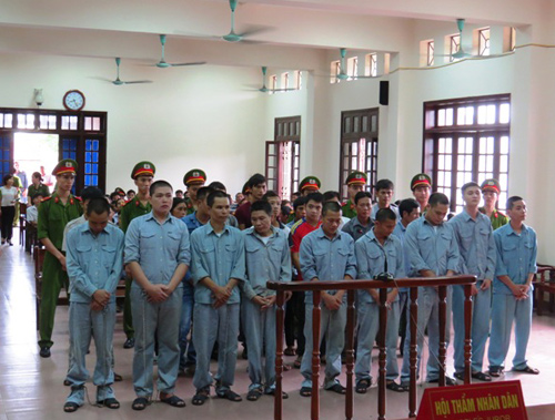 Gá bạc lấy tiền chạy thận