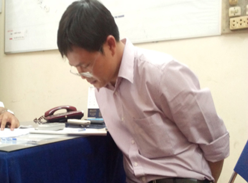 Cán bộ thuế ép doanh nghiệp sai phạm chi tiền hối lộ
