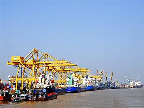 Khai trương tuyến vận tải biển Quảng Ninh - Quảng Bình