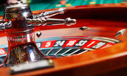 Chưa quyết cho người Việt vào casino