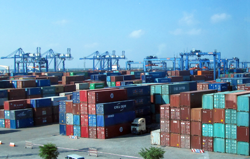 Thủ tướng yêu cầu khắc phục quá tải ở cảng lớn nhất Việt Nam