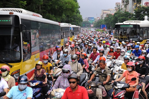 Hà Nội bỏ lệnh cấm ôtô trên đường Xuân Thủy - Cầu Giấy