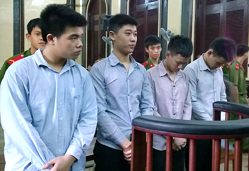 Băng cướp làm gãy chân nghệ sĩ Hồng Vân lĩnh án