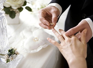 Bị ghi nhầm đăng ký kết hôn với em chồng