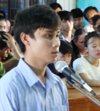 Can đánh nhau, nam thanh niên bị đâm chết