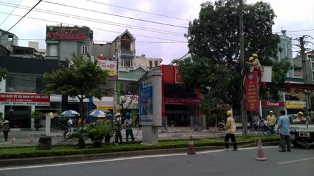 Dọn dẹp 'rác trời'