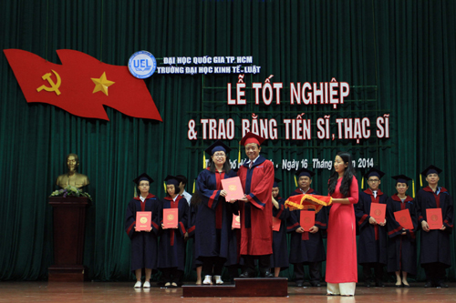 Những đề án đào tạo tiến sĩ đi đâu, về đâu